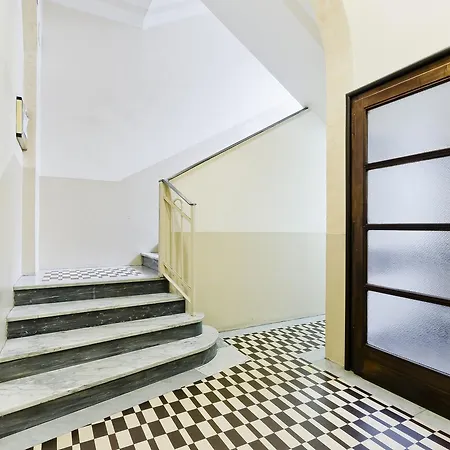 Apartamento Crocetta & Porta Nuova Colourful Flat Turín