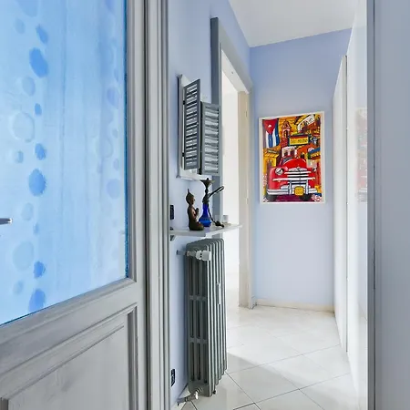 Crocetta & Porta Nuova Colourful Flat *