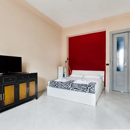 Apartamento Crocetta & Porta Nuova Colourful Flat Turín