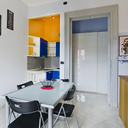 Apartamento Crocetta & Porta Nuova Colourful Flat Turín